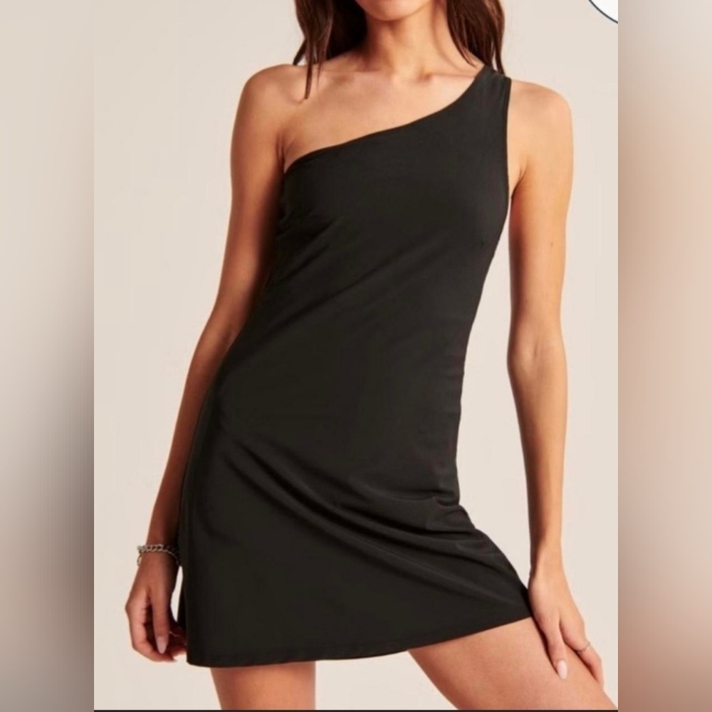 Abercrombie One-Shoulder Traveler Mini Dress size L